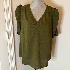 EVERLEIGH Ruched Sleeve Swiss Dot Blouse | M